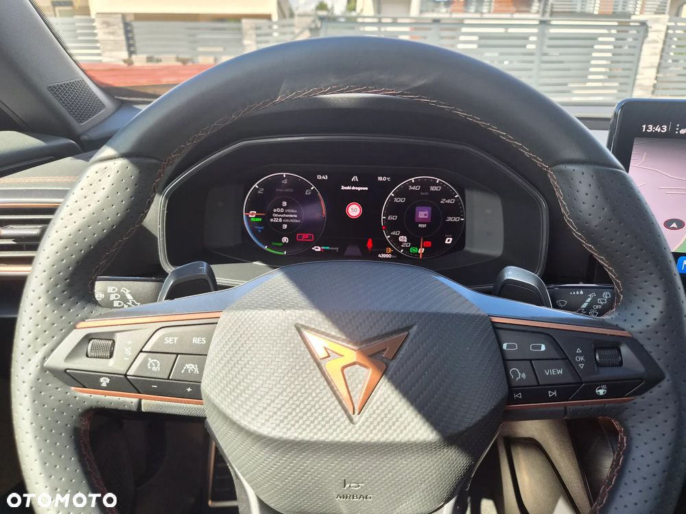 Cupra Formentor VZ 1.4 e-Hybrid DSG Priority - 21