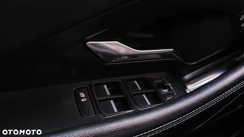 Jaguar E-Pace D150 AWD R-Dynamic S - 35