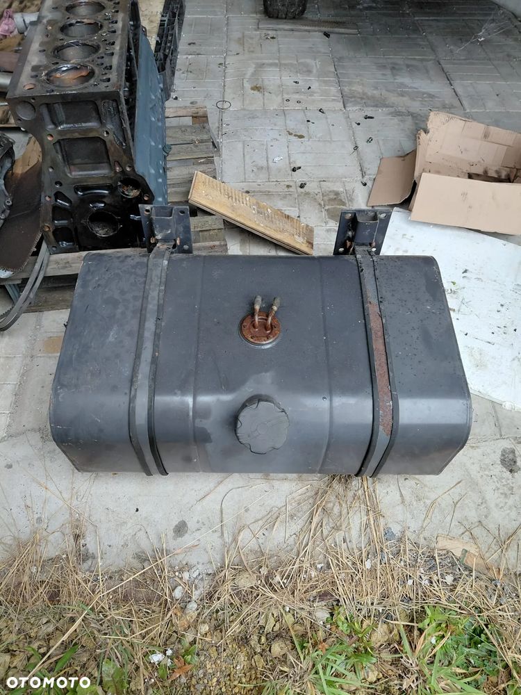Zbirornik Paliwa Man iveco chłodnia izoterma - 4