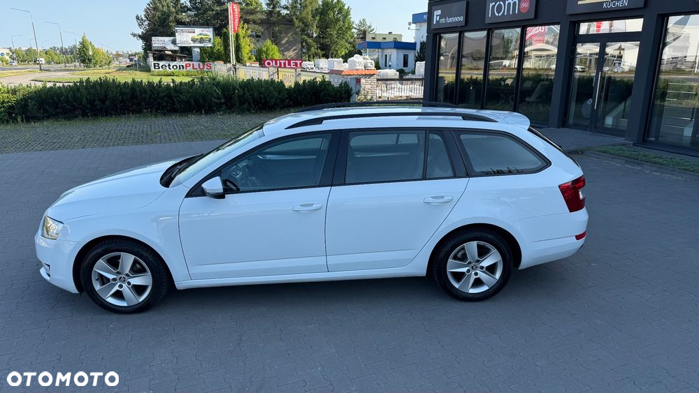 Skoda Octavia 1.6 TDI Ambition DSG - 4