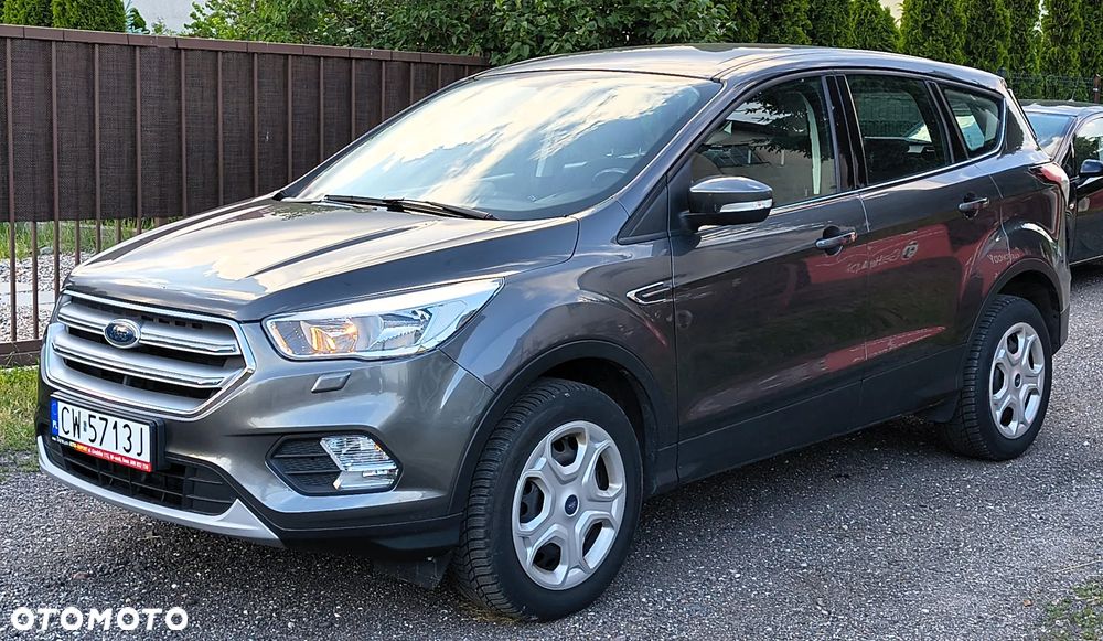 Ford Kuga - 1