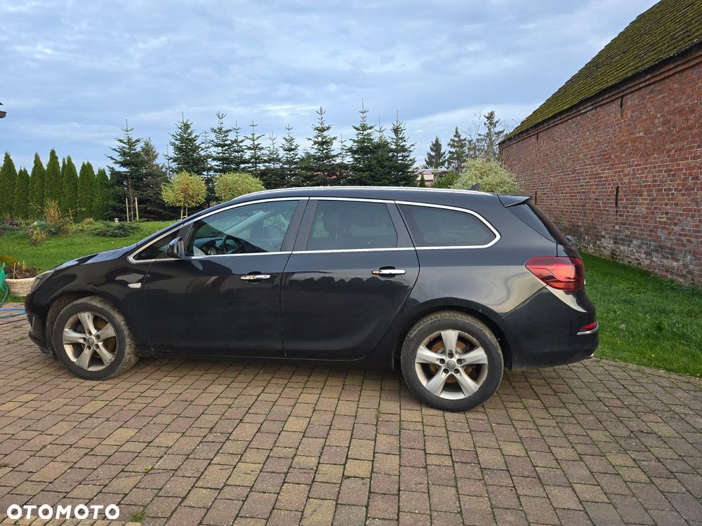 Opel Astra 2.0 CDTI DPF SportsTourer Edition - 2