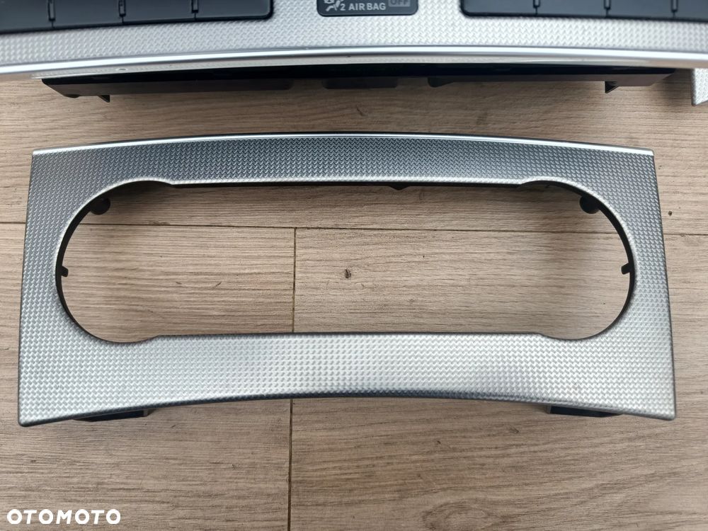 MERCEDES W209 CLK LISTWY DEKORY DEKOR LISTWA KONSOLI AVANTGARDE EU - 7