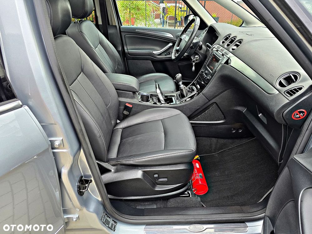 Ford S-Max 2.0 TDCi DPF Business Edition - 24
