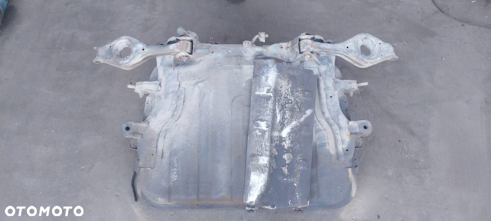 BAK ZBIORNIK PALIWA + POMPKA METALOWY KIA CARENS III 2.0 CRDI - 4