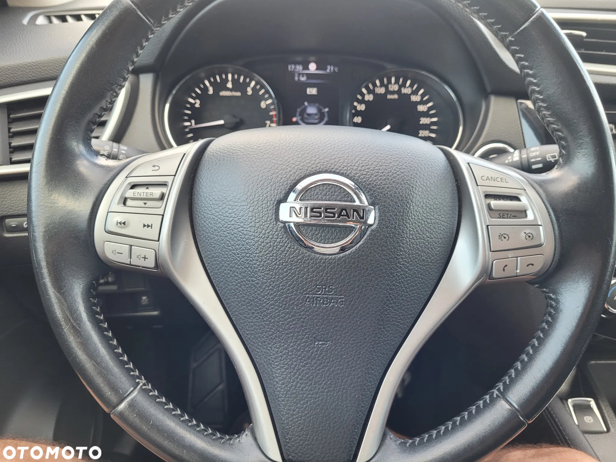 Nissan Qashqai 1.2 DIG-T Tekna+ - 33