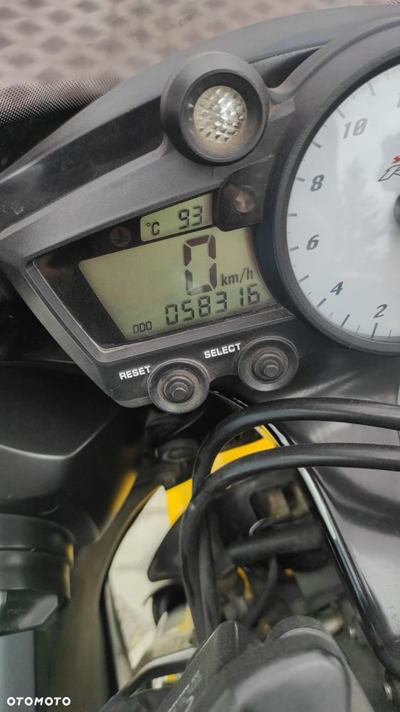Yamaha YZF - 6
