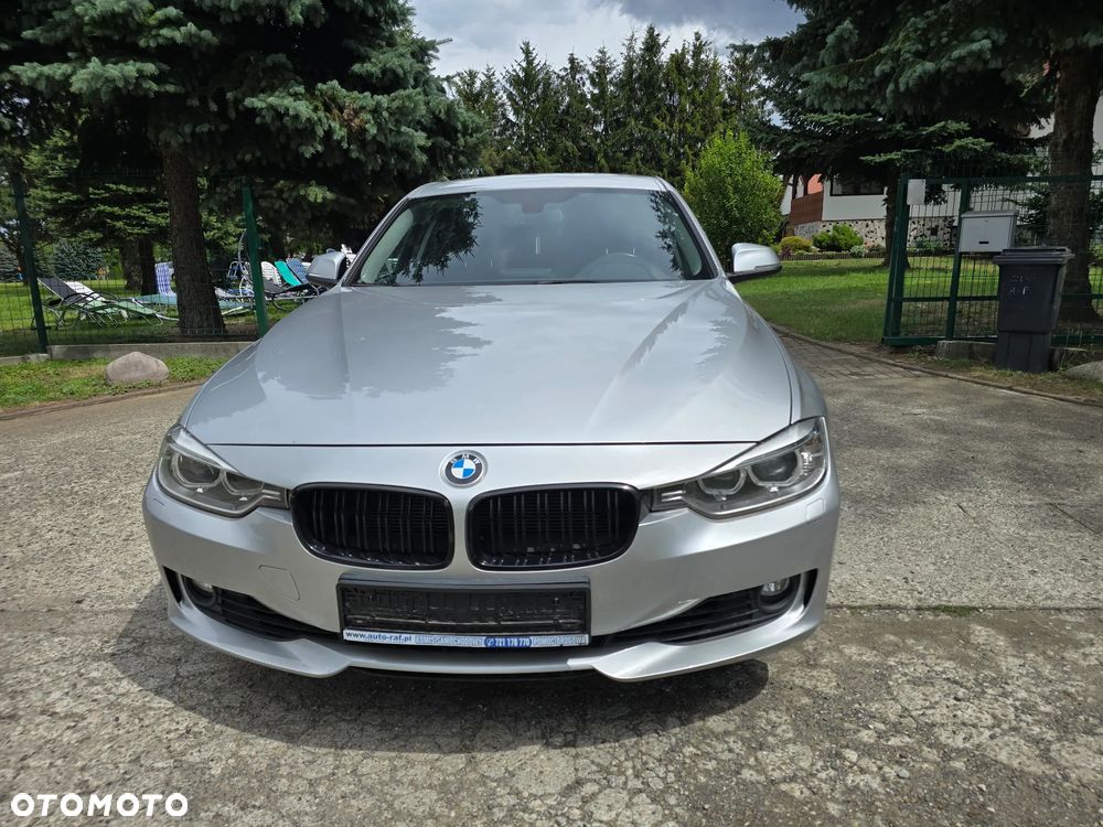 BMW Seria 3 - 21