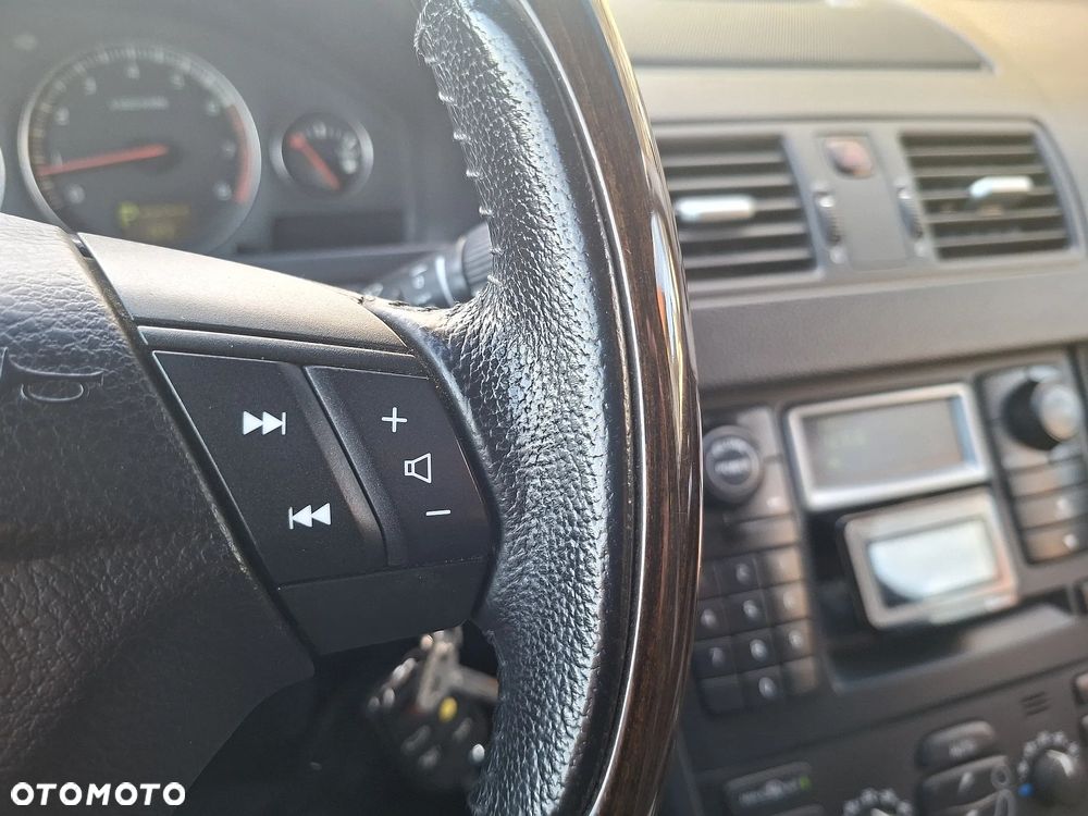 Volvo XC 90 V8 Executive - 11