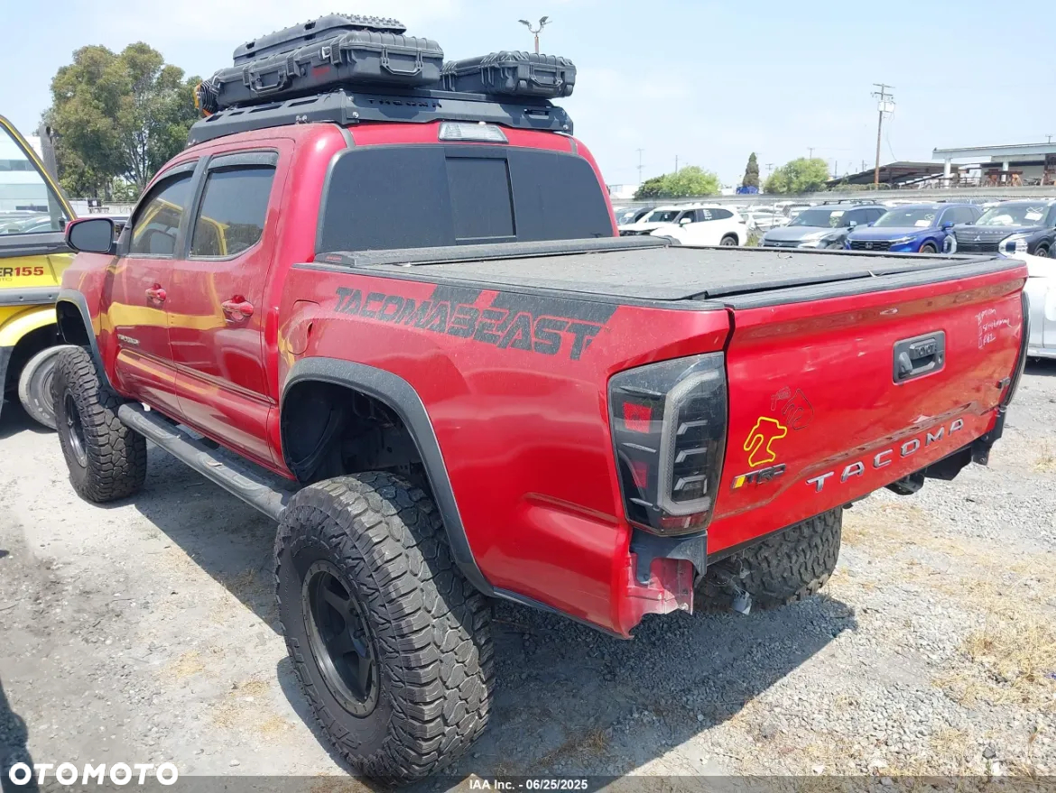 Toyota Tacoma - 5