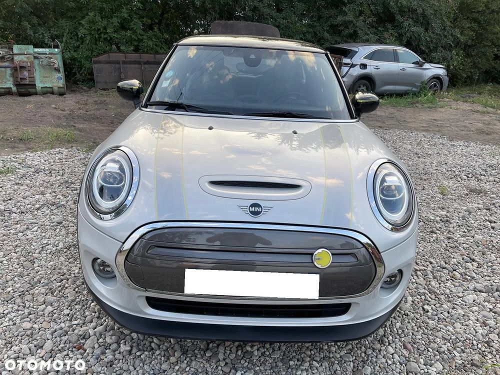 MINI Cooper SE Electric Trim - 26