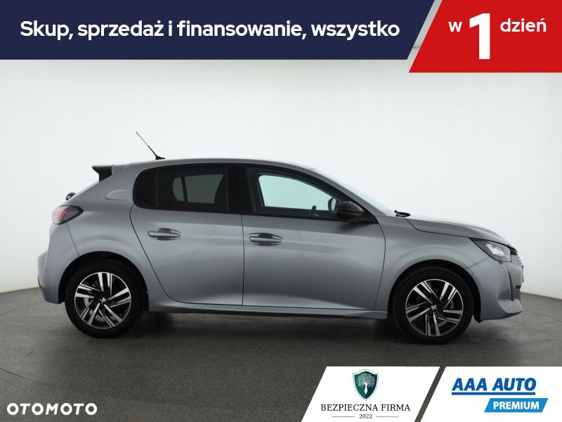 Peugeot 208 - 7