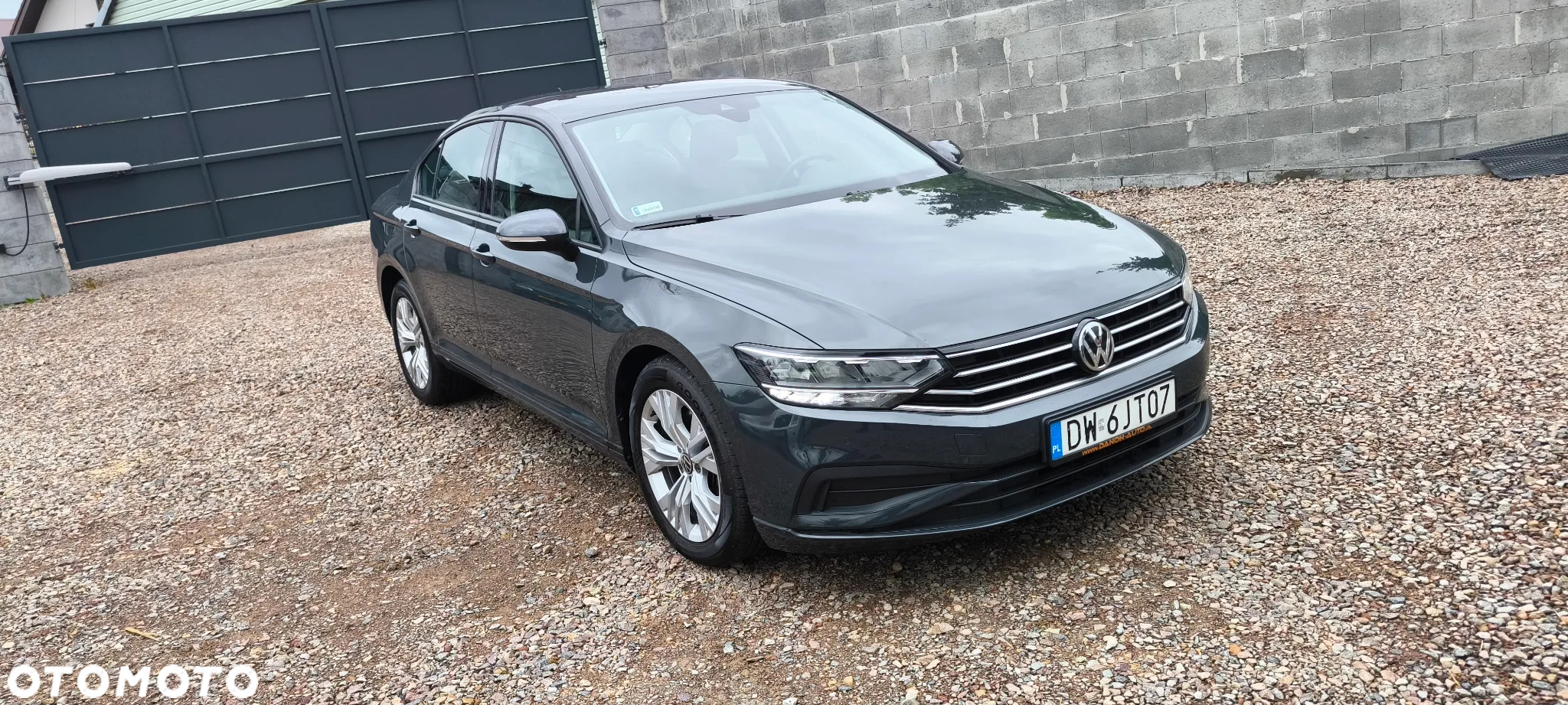Volkswagen Passat - 9