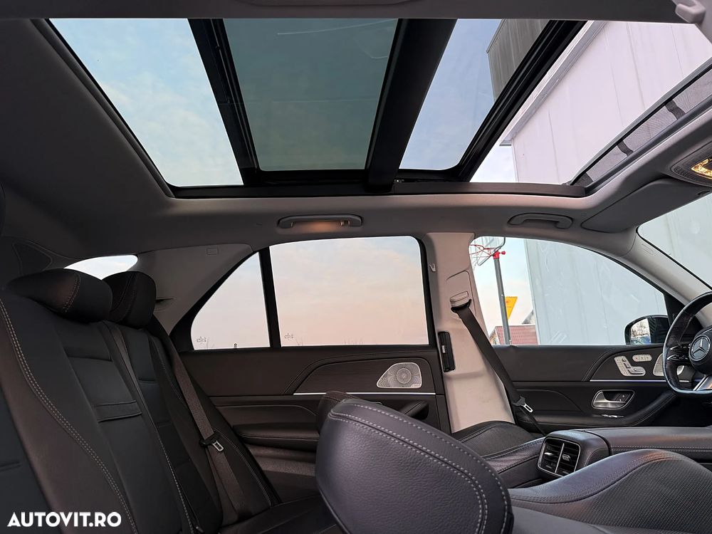 Mercedes-Benz GLE 300 d 4MATIC 9G-TRONIC AMG Line Advanced Plus - 17