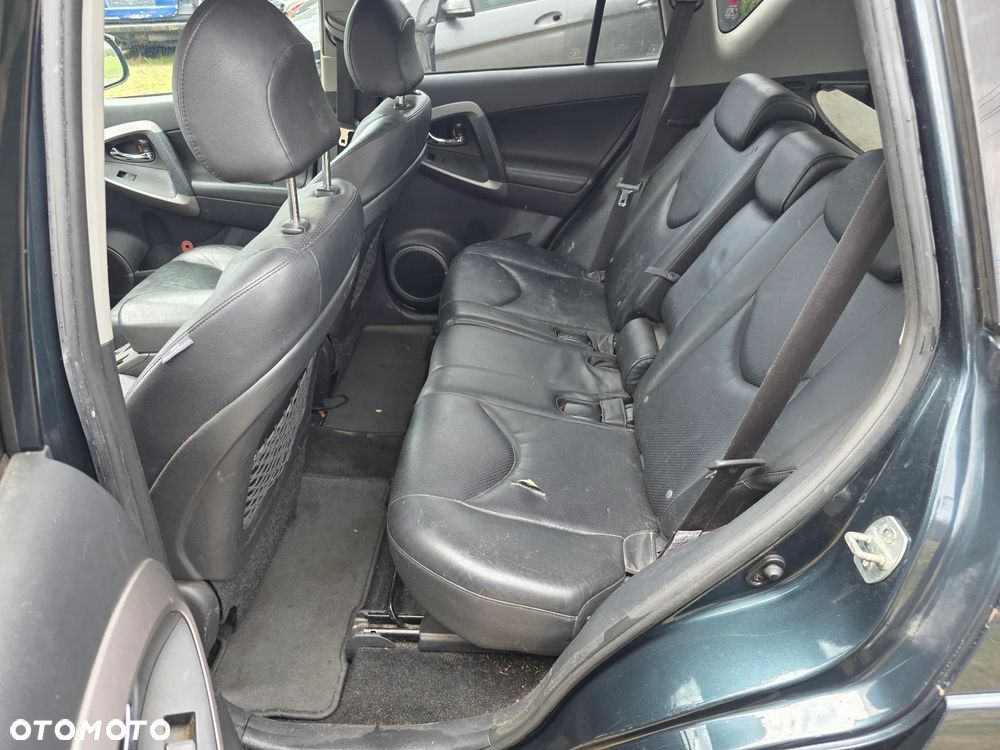 Toyota RAV4 2.2 D-CAT 4x4 Executive - 19