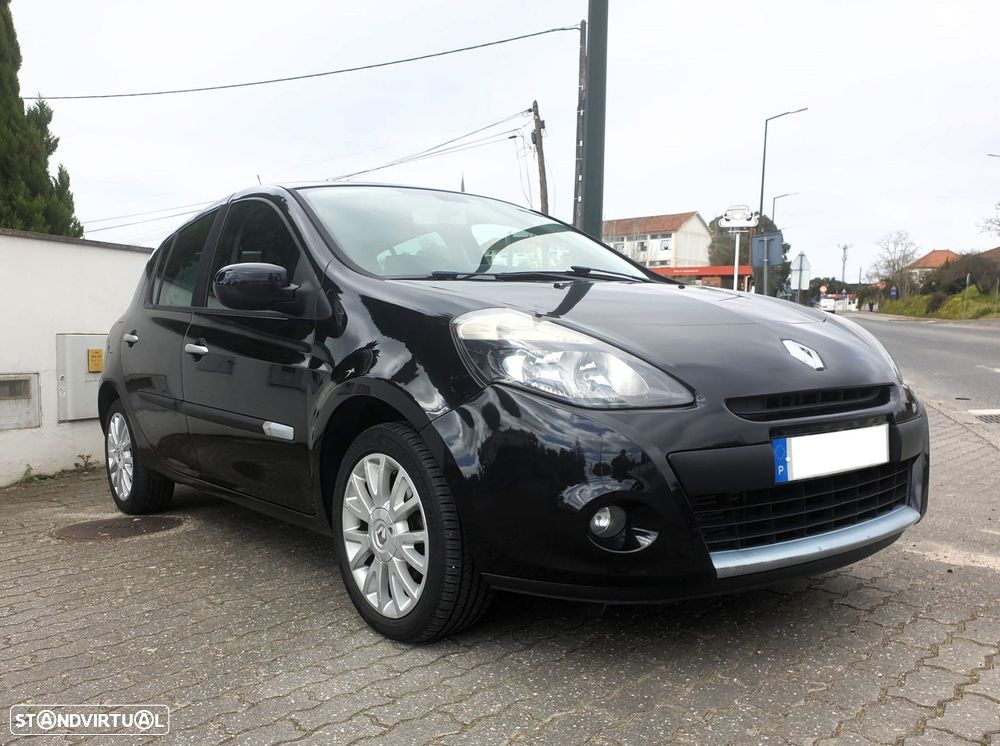 Renault Clio 1.5 dCi Dynamique S - 4