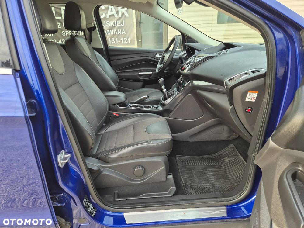 Ford Kuga 2.0 TDCi 4x4 Titanium - 21
