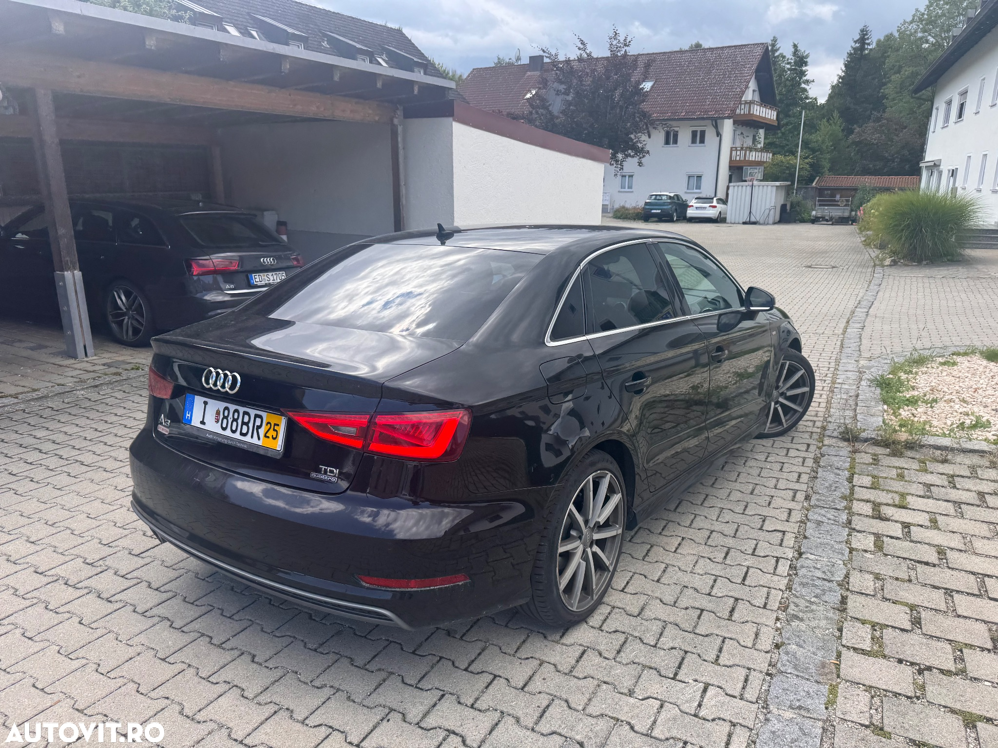 Audi A4 2.0 TDI DPF clean diesel quattro S line Sportpaket - 4