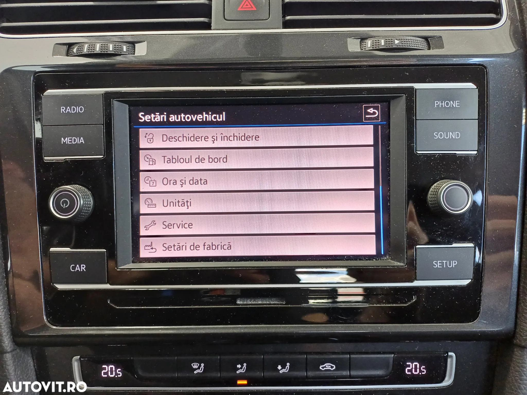 Volkswagen Golf 1.6 TDI Comfortline - 15