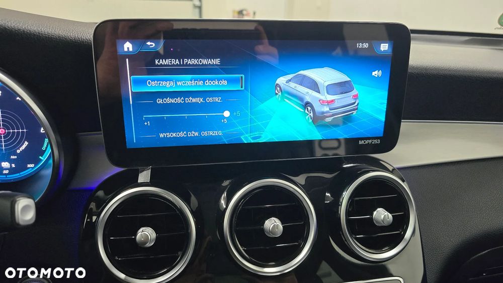 Mercedes-Benz GLC 300 de 4Matic 9G-TRONIC AMG Line Plus - 28