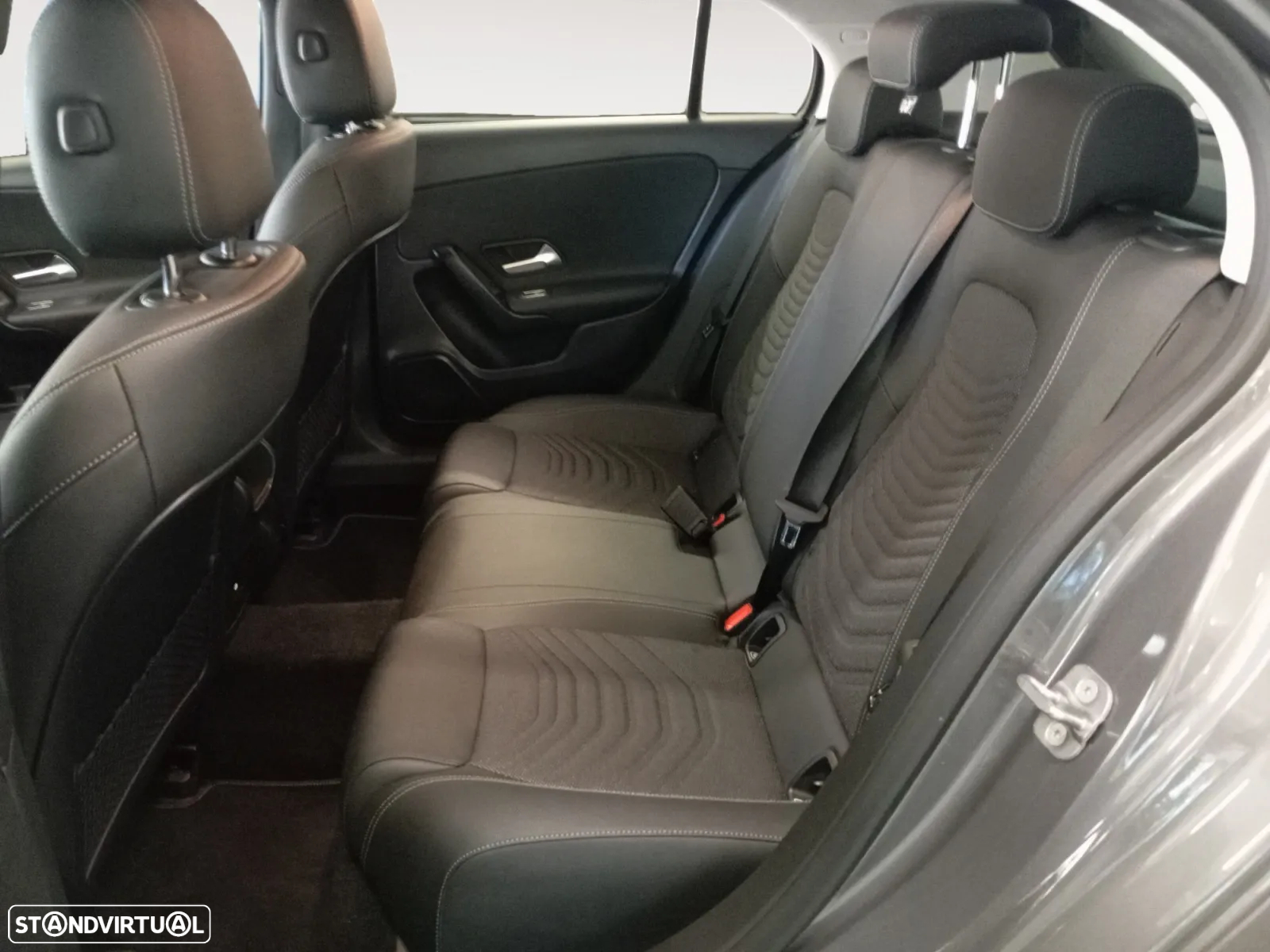 Mercedes-Benz A 200 Standard - 15
