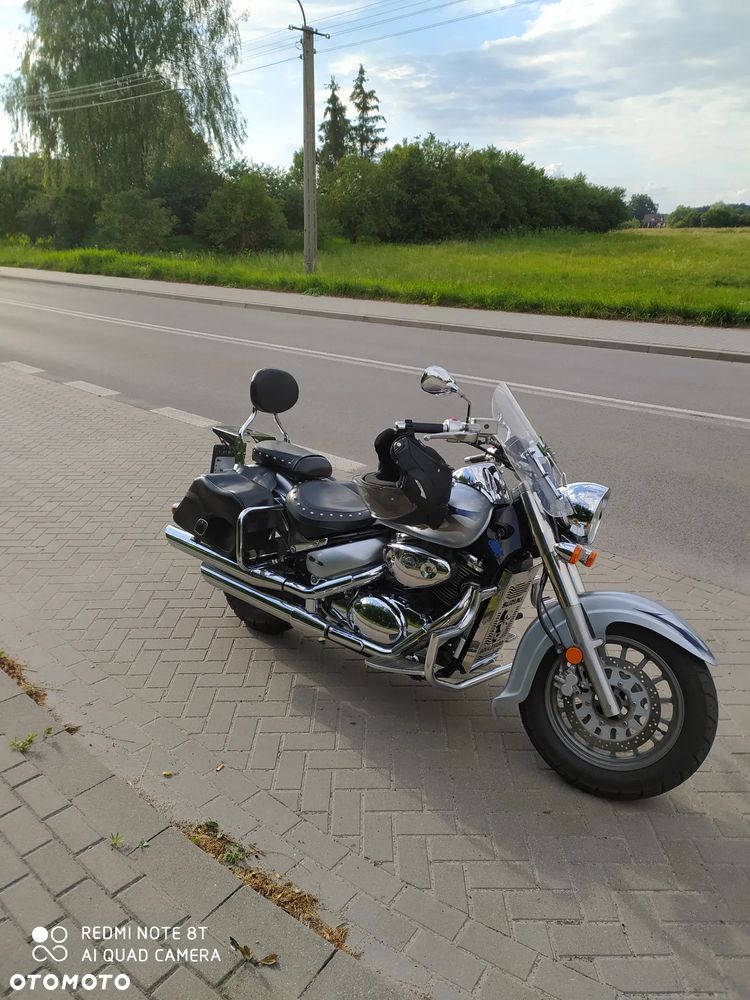 Suzuki VL 800 Volusia - Boulevard C50 - 4