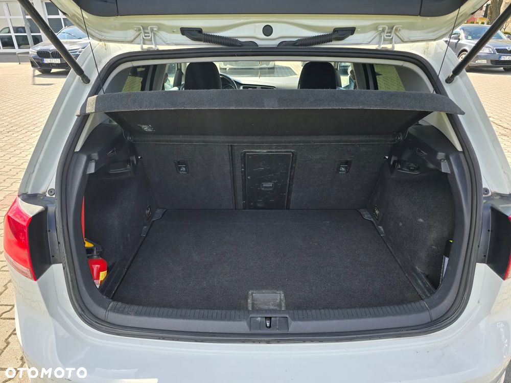 Volkswagen Golf 1.6 TDI 4Motion BlueMotion Technology Comfortline - 16