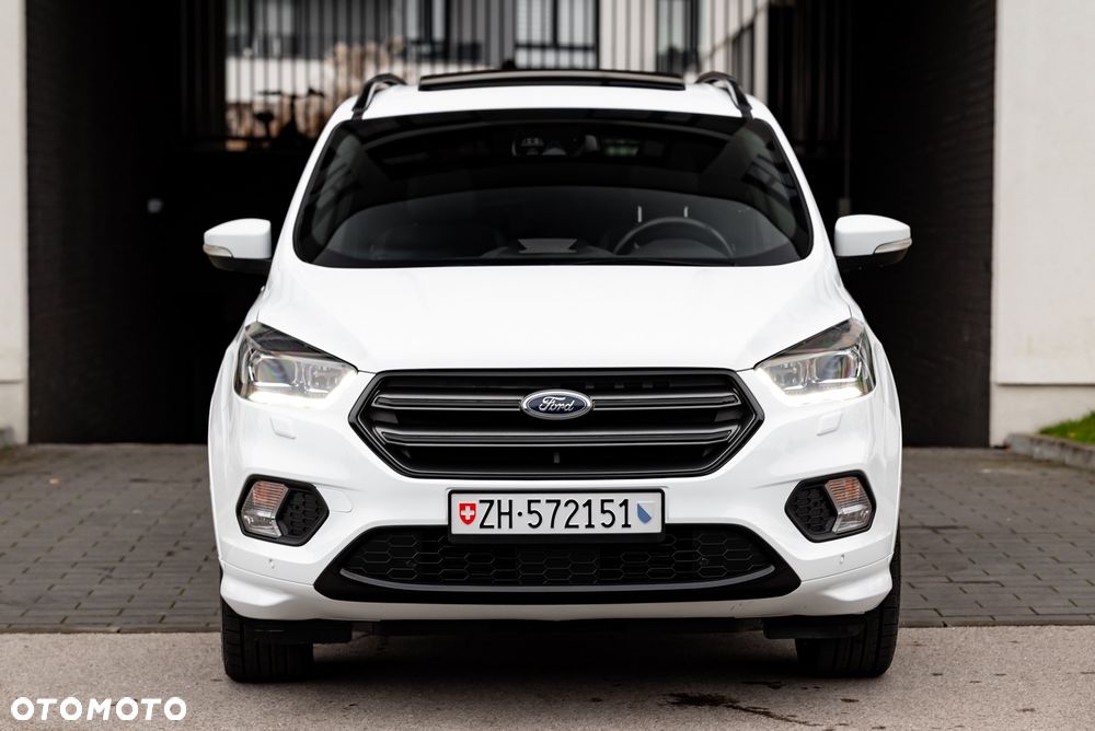 Ford Kuga 2.0 TDCi 4x4 ST-Line - 4