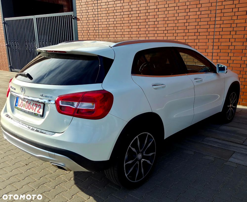Mercedes-Benz GLA 250 4Matic 7G-DCT AMG Line - 7