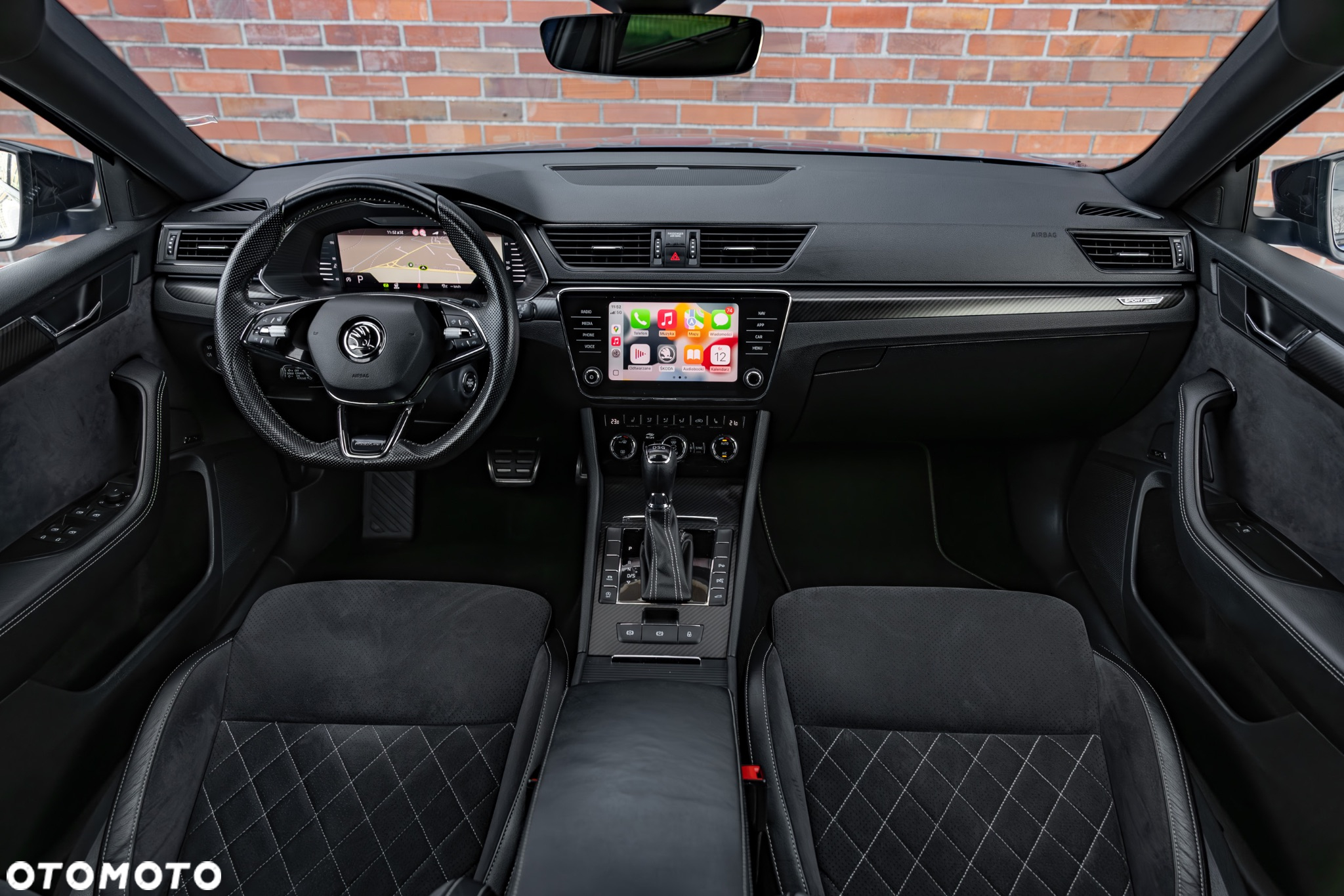 Skoda Superb 2.0 TDI DSG Sportline - 25