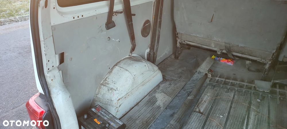 Volkswagen Transporter - 24