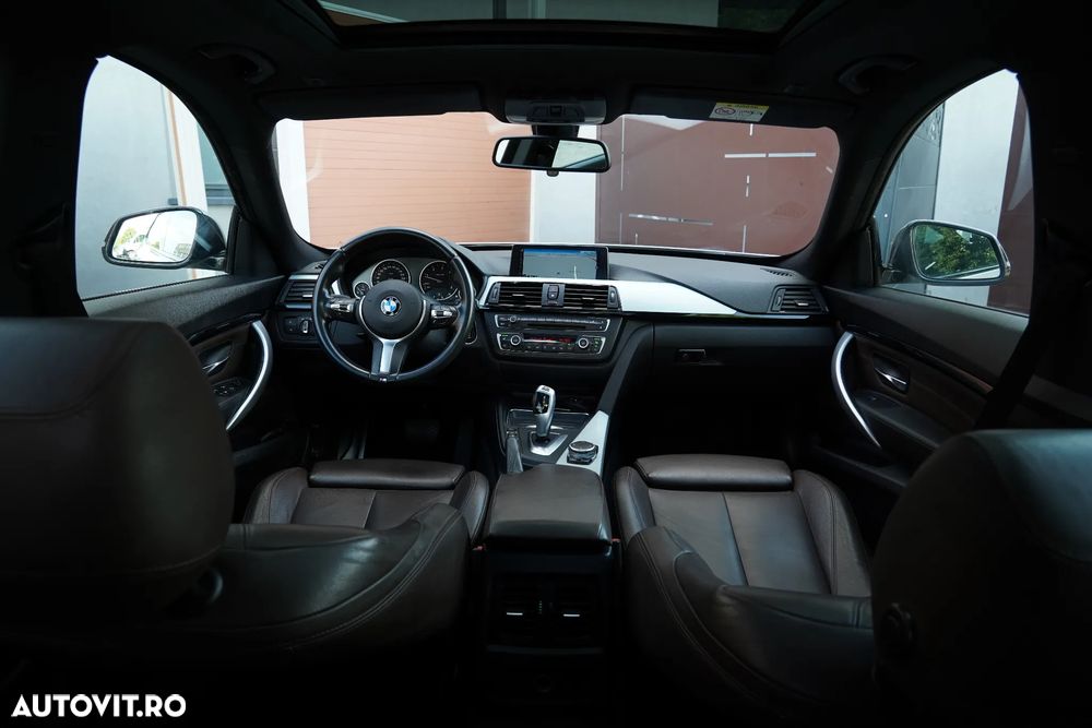BMW Seria 3 320d Aut. - 12