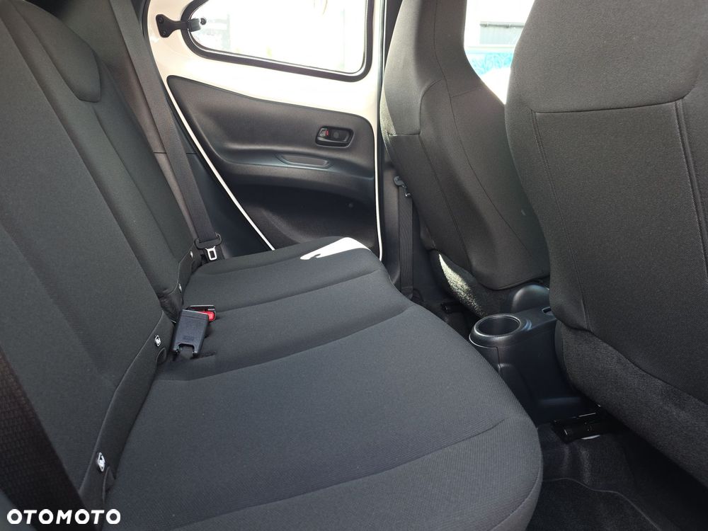 Toyota Aygo X - 10