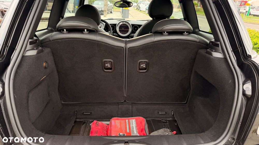 MINI Cooper S 50 Camden - 28