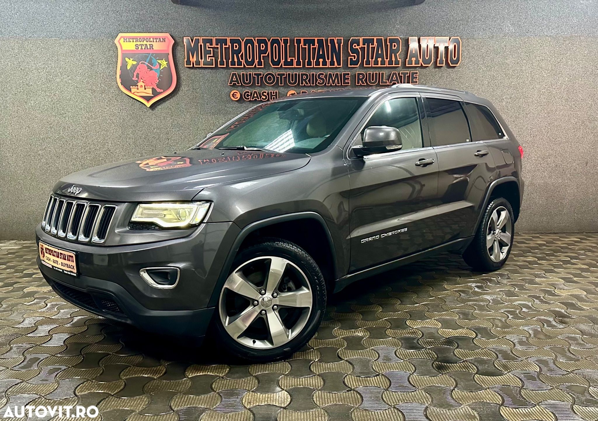 Jeep Grand Cherokee - 1