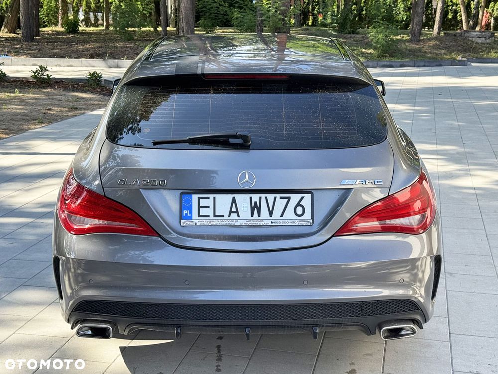 Mercedes-Benz CLA 200 7G-DCT AMG Line - 12