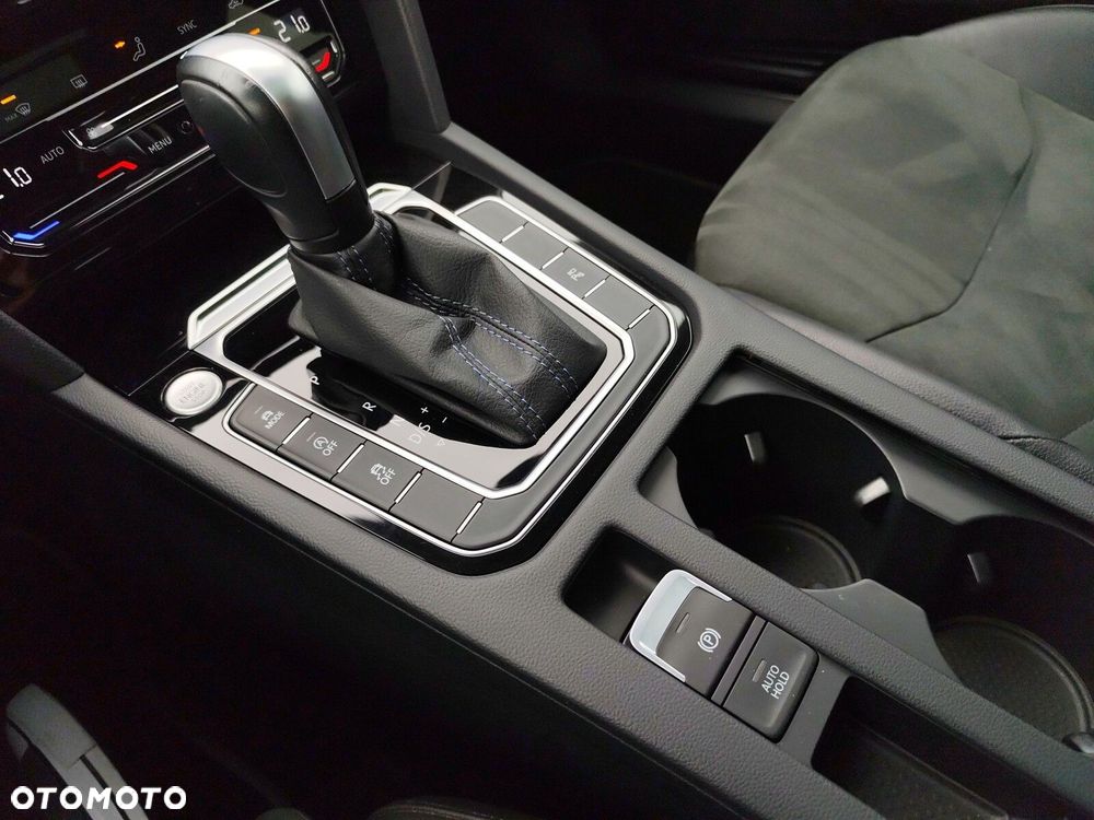 Volkswagen Arteon Shooting Brake 2.0 TSI 4Motion R DSG - 24