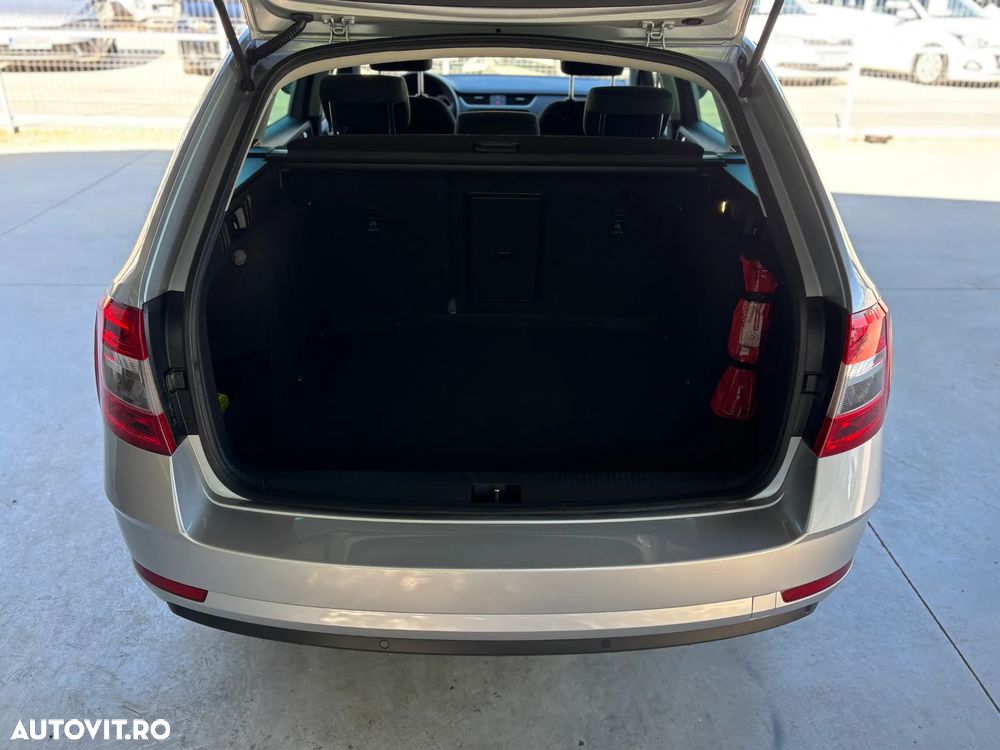 Skoda Octavia Combi 1.5 TSI Ambition - 9