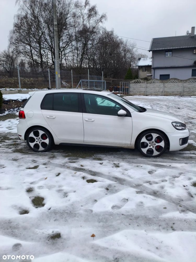 Volkswagen Golf 2.0 GTI - 4
