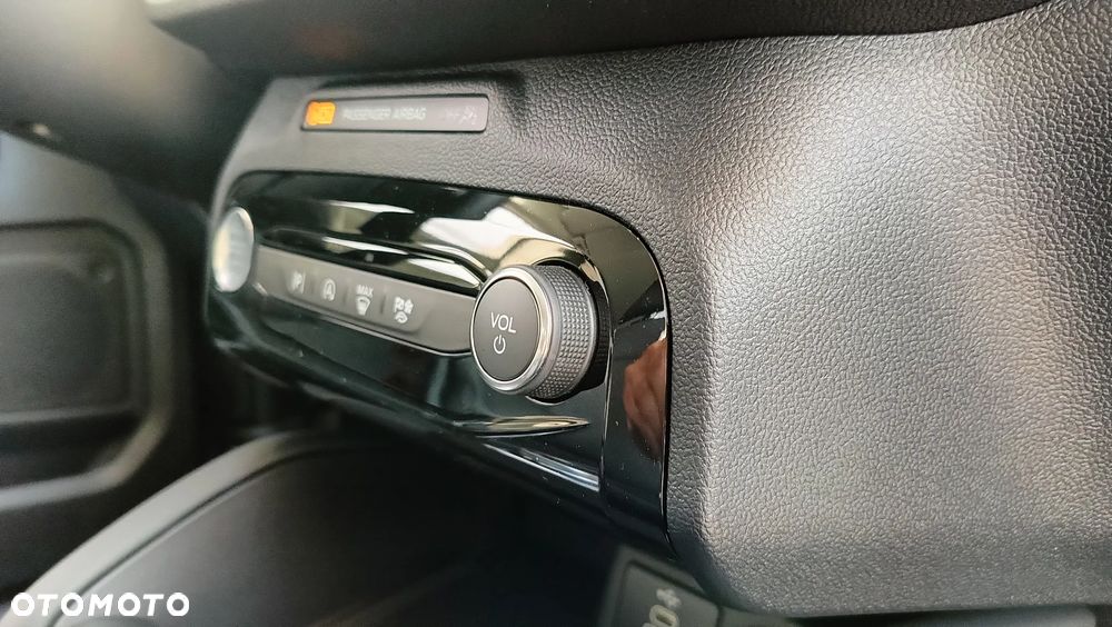 Ford Kuga 1.5 EcoBoost FWD Titanium - 30