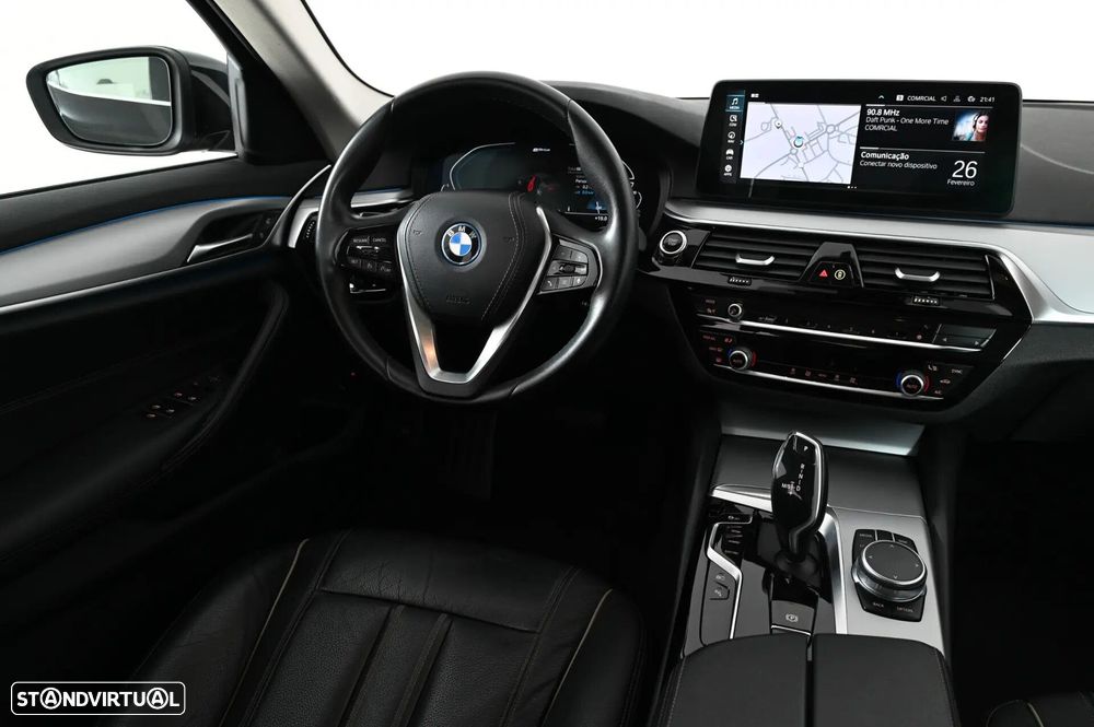 BMW 520 e - 11