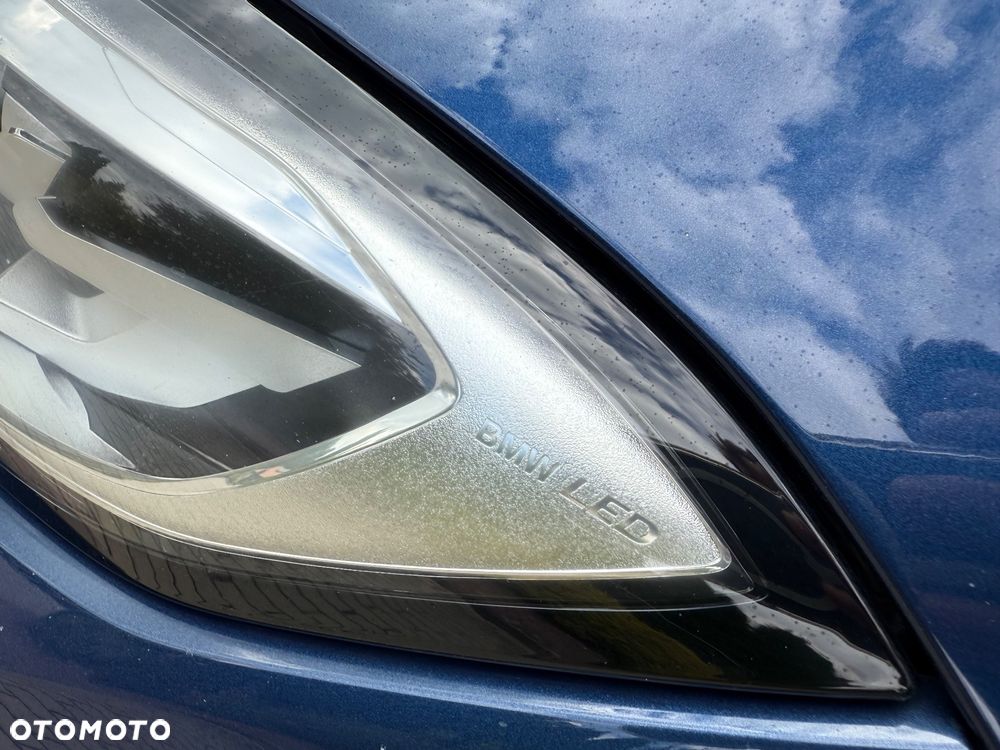 BMW Seria 3 318d Sport Line - 18