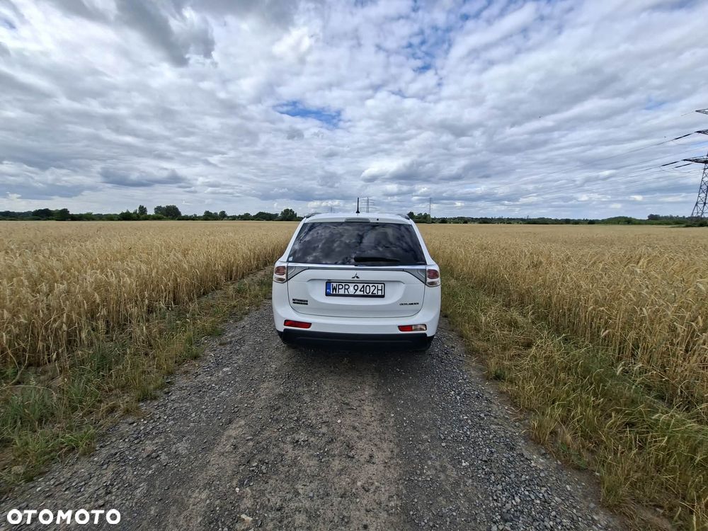 Mitsubishi Outlander 2.0 Intense CVT - 8