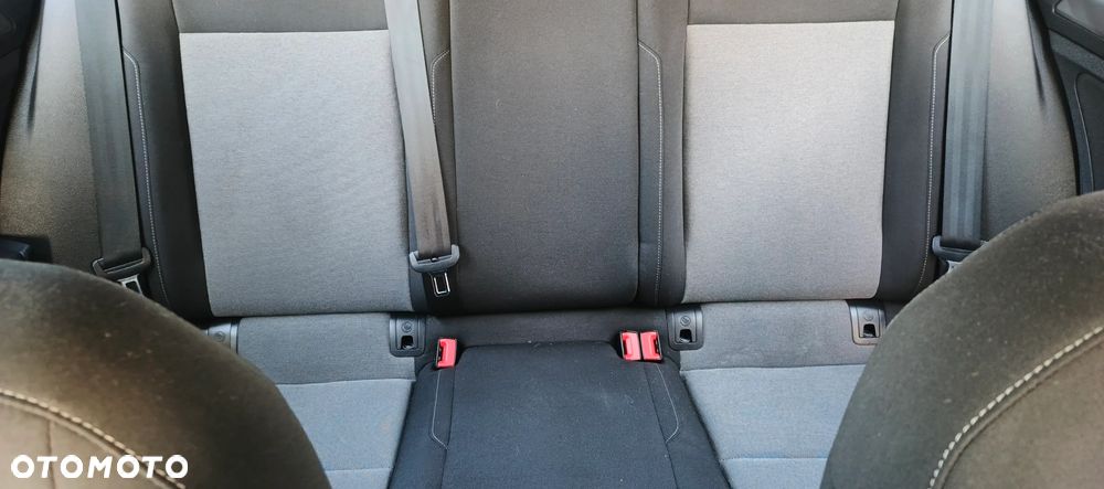 Volkswagen Golf 1.2 TSI BMT Trendline - 18