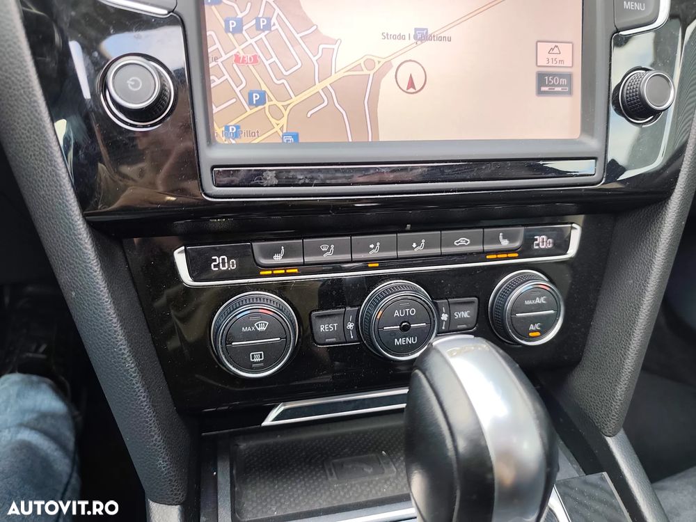 Volkswagen Passat - 20