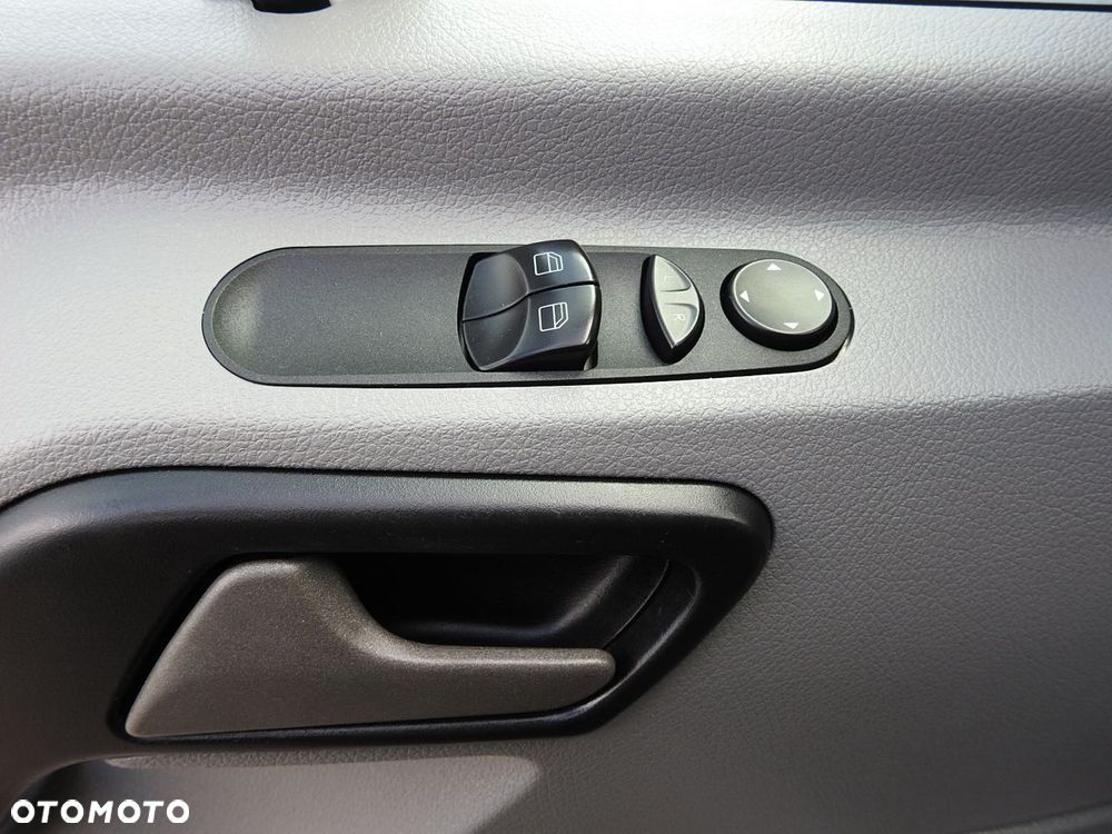 Mercedes-Benz SPRINTER 316 WYWROTKA  TRÓJSTRONNA  KLIMATYZACJA TEMPOMAT AUTOAMTYCZNA SKRZYNIA 160KM - 29