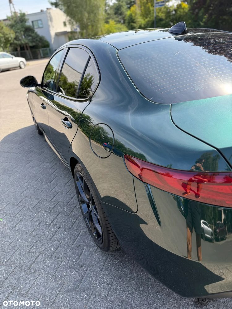 Alfa Romeo Giulia - 24