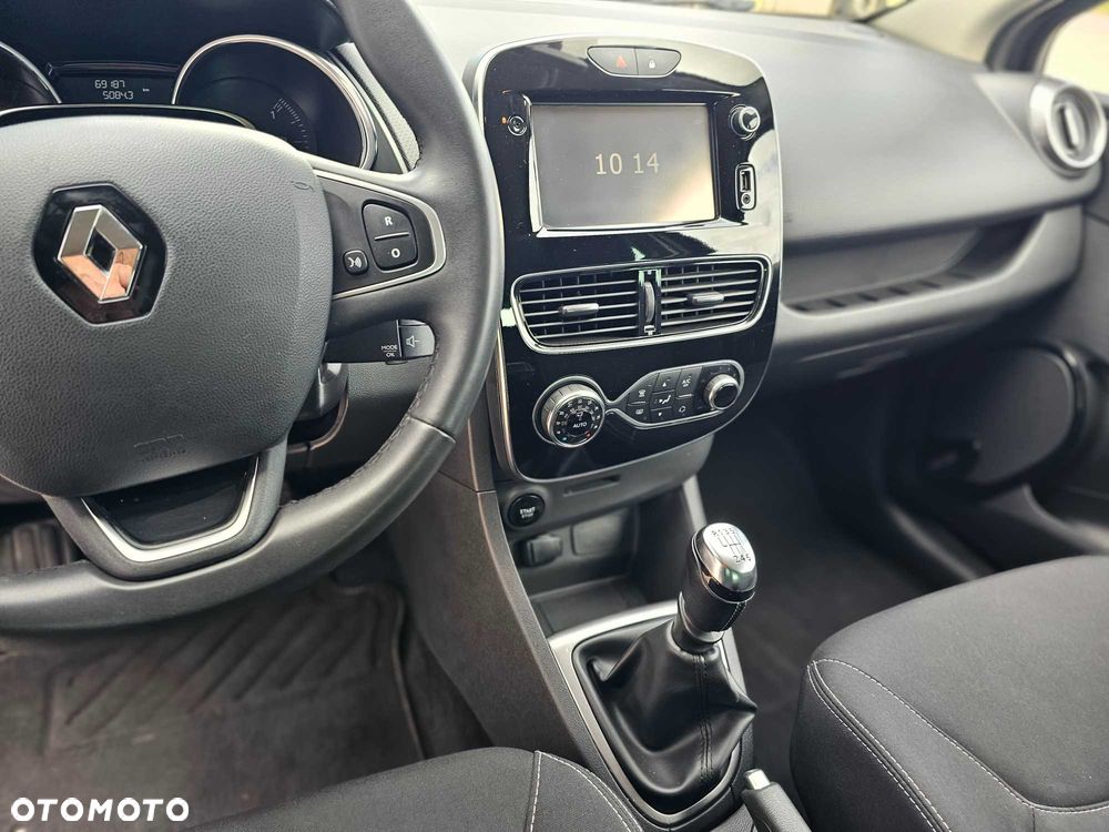 Renault Clio - 6