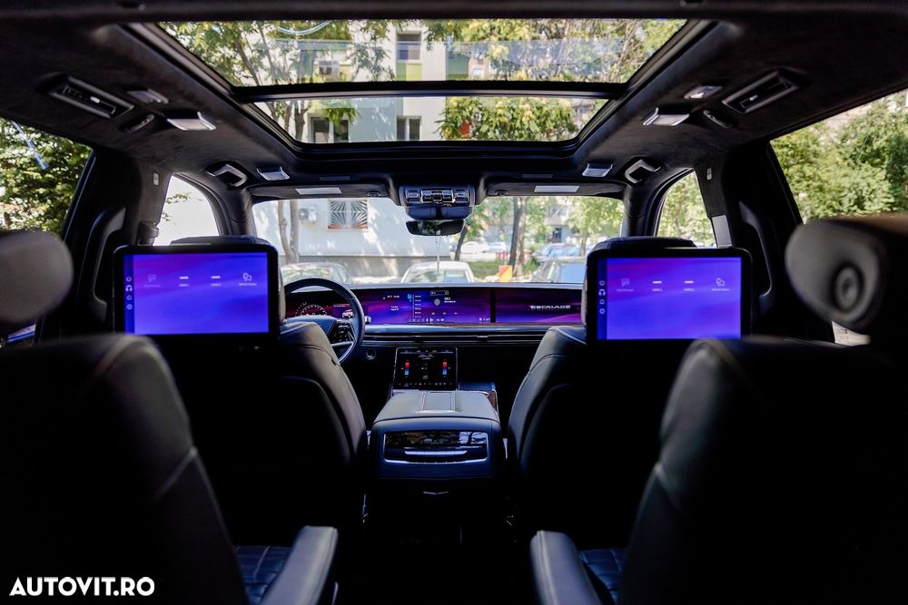 Cadillac Escalade - 13