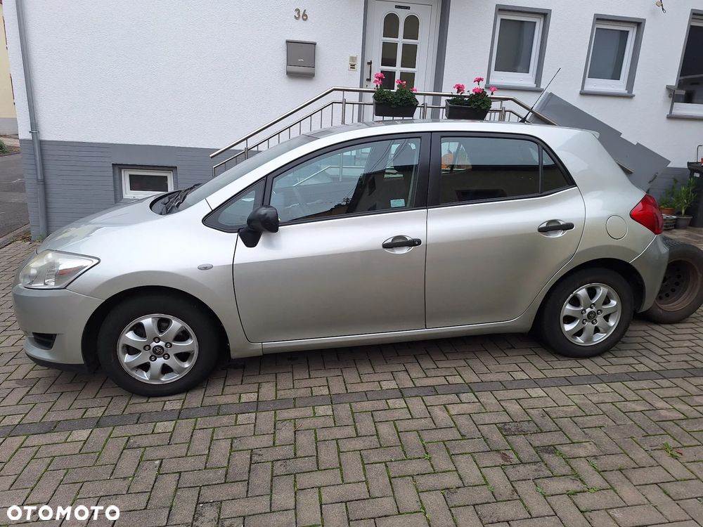 Toyota Auris 1.4 D-4D Luna - 7